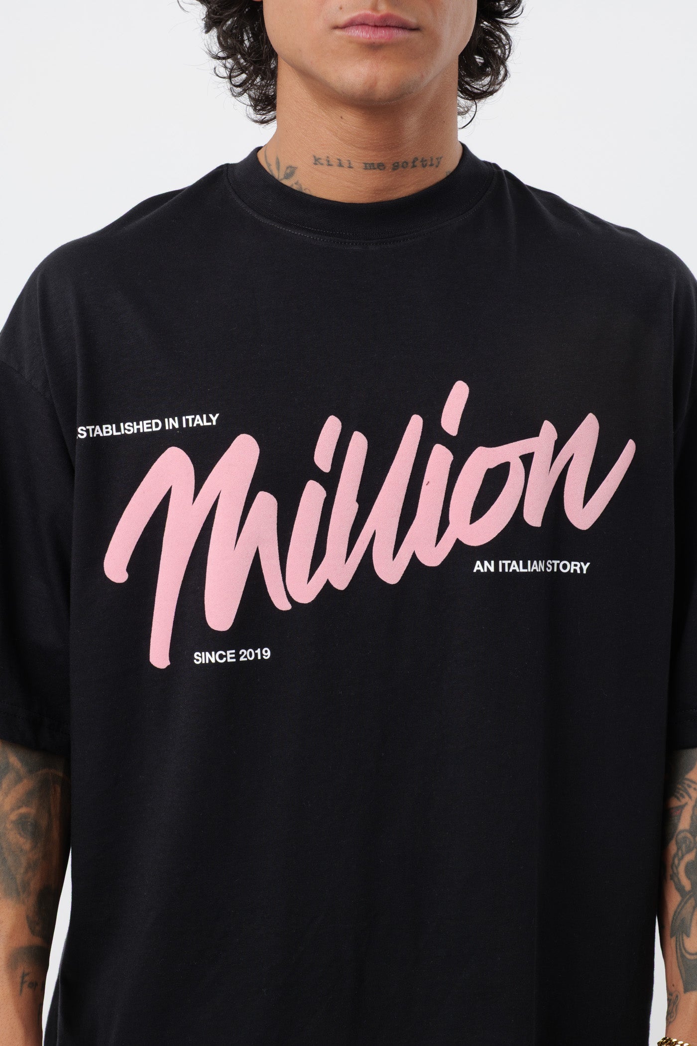 T-shirt BabyRose preta de