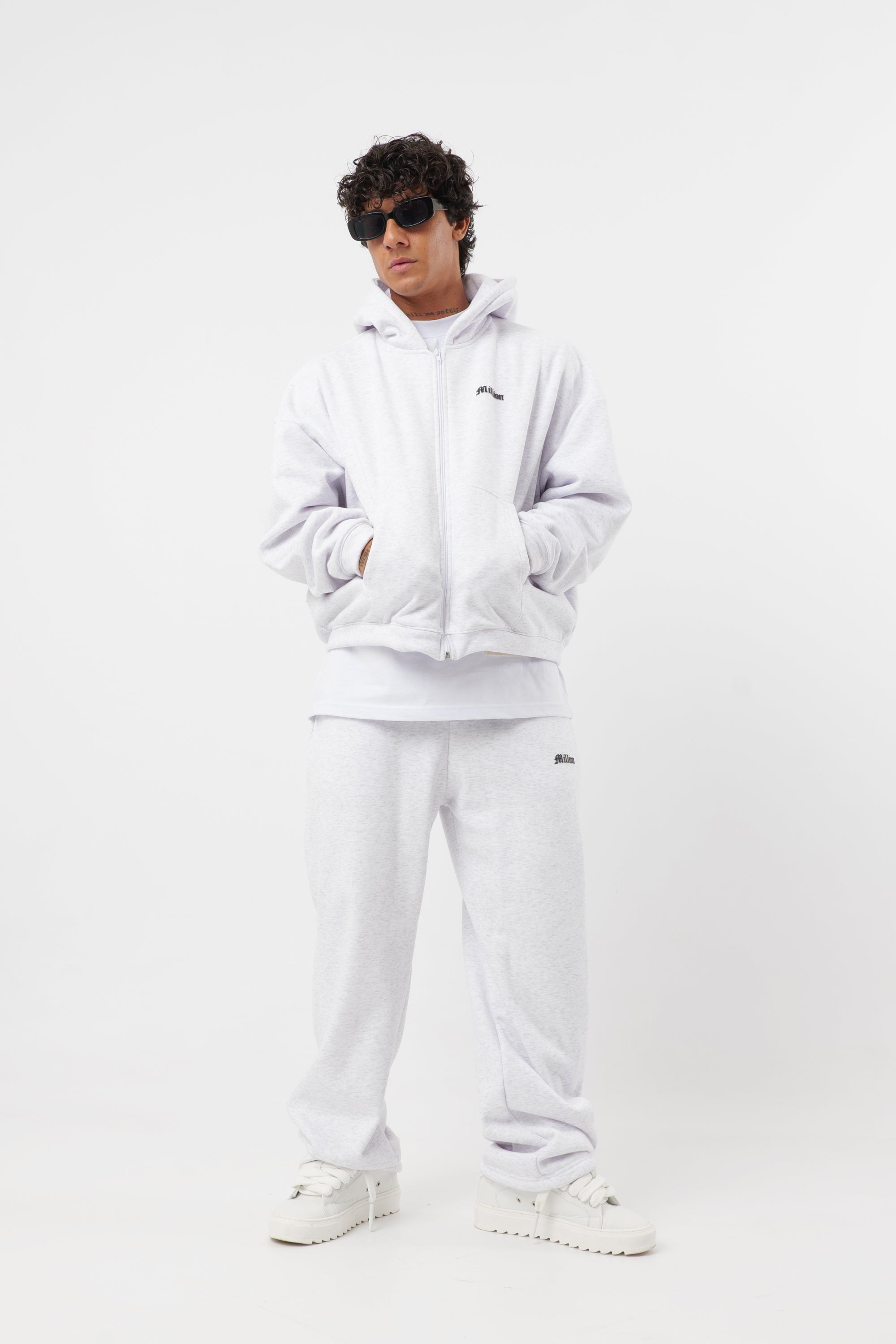 Hoodie ‘Archive’ Preto