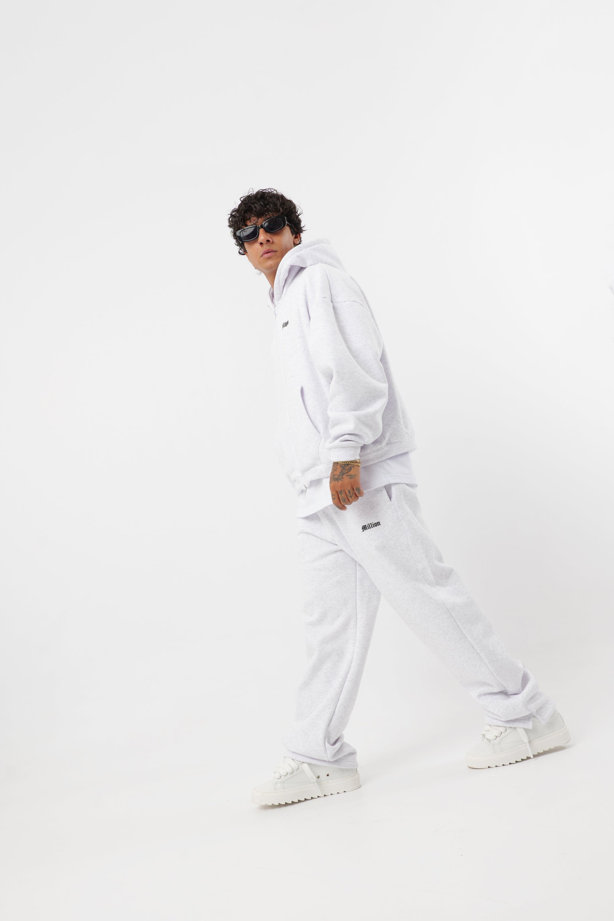 Hoodie ‘Archive’ Preto