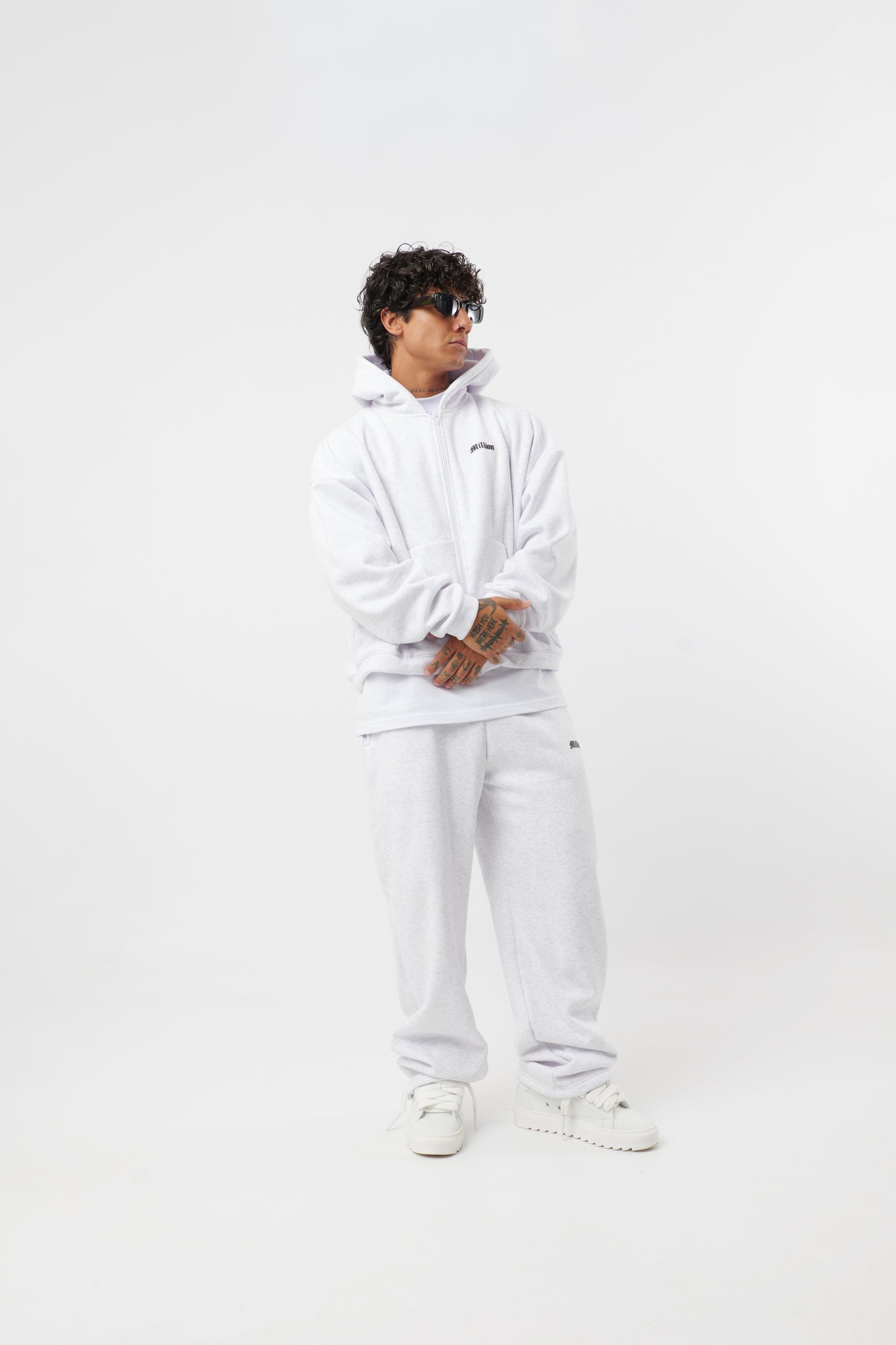 Hoodie ‘Archive’ Preto