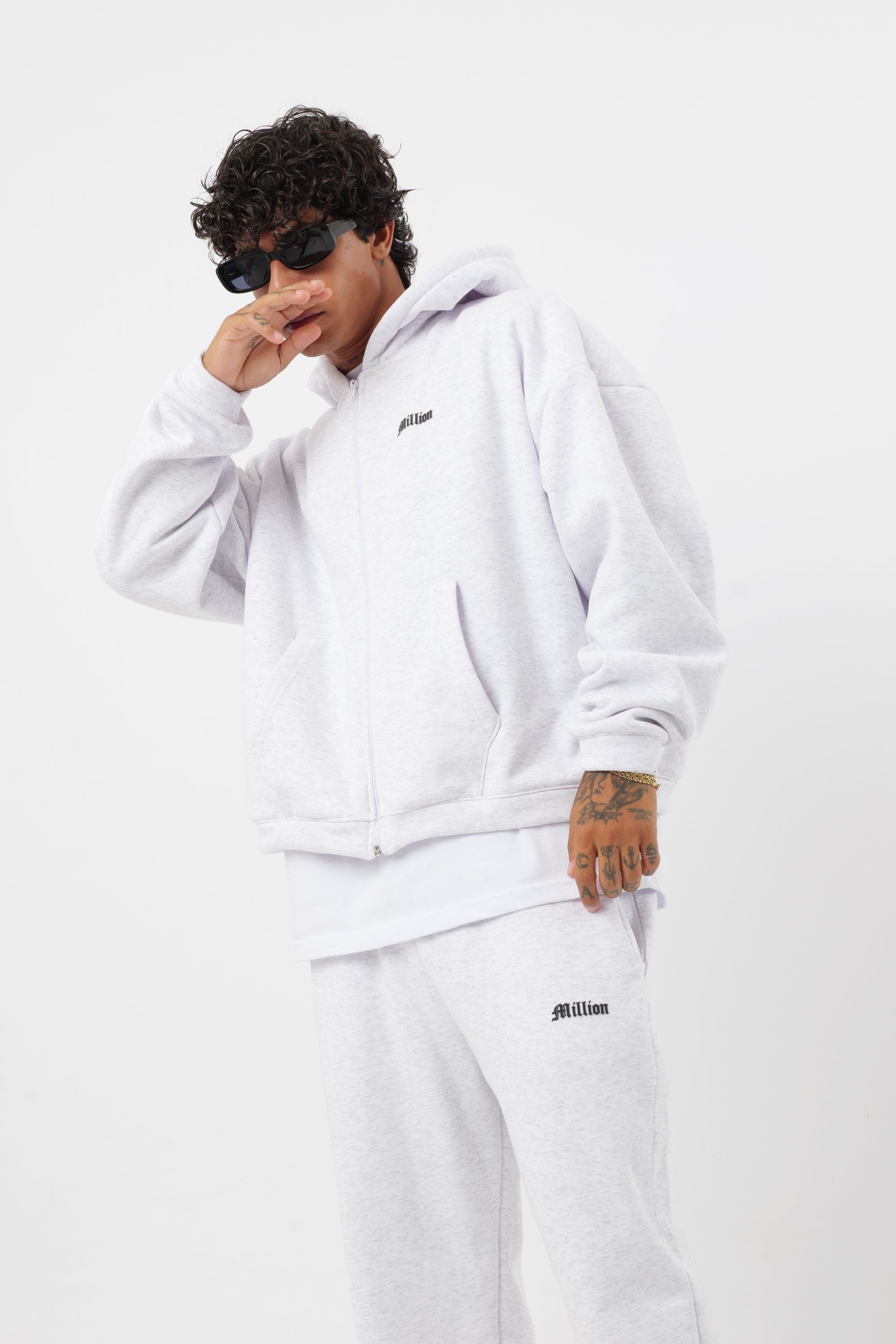 Hoodie ‘Archive’ Preto
