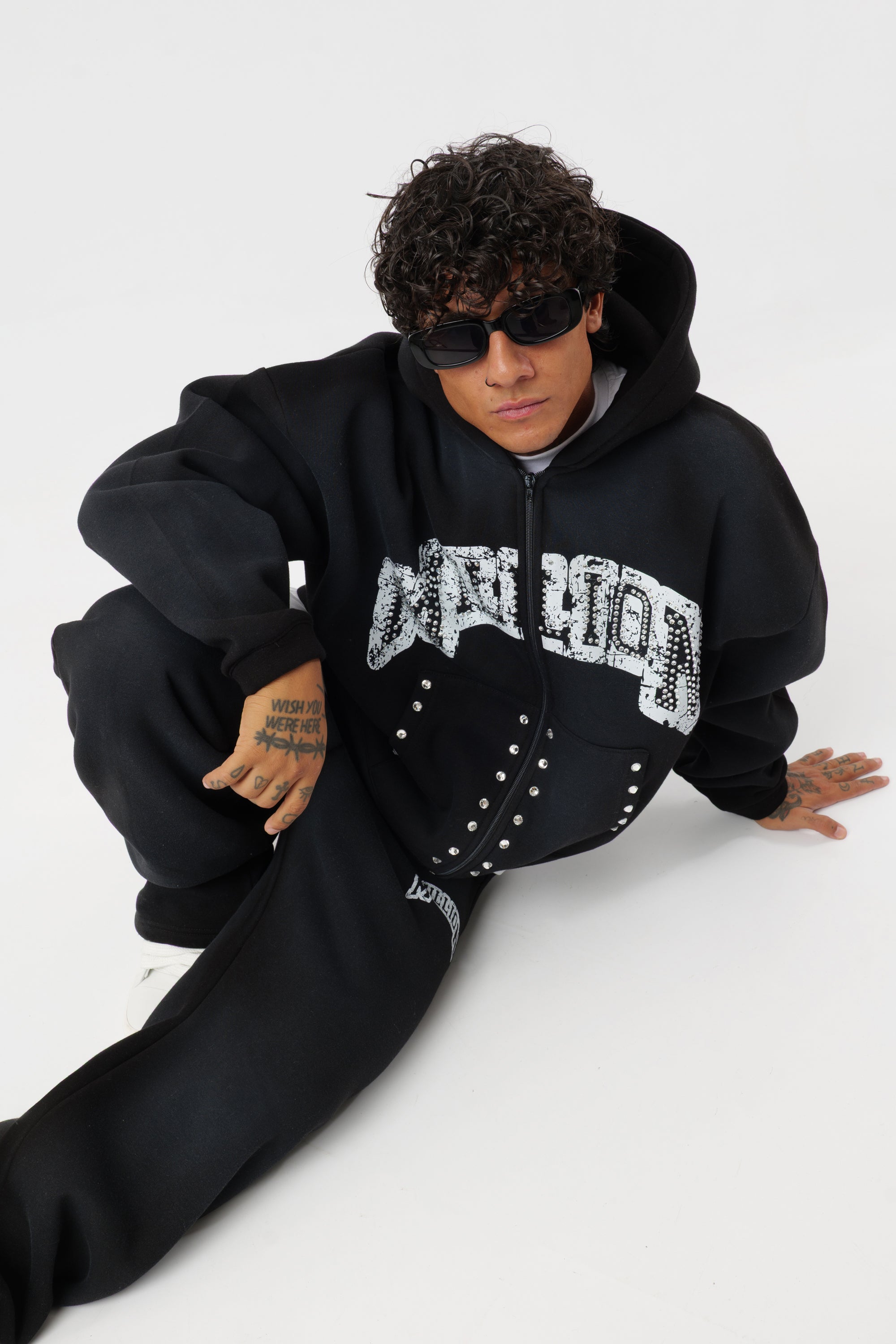 Hoodie ‘Archive’ Preto