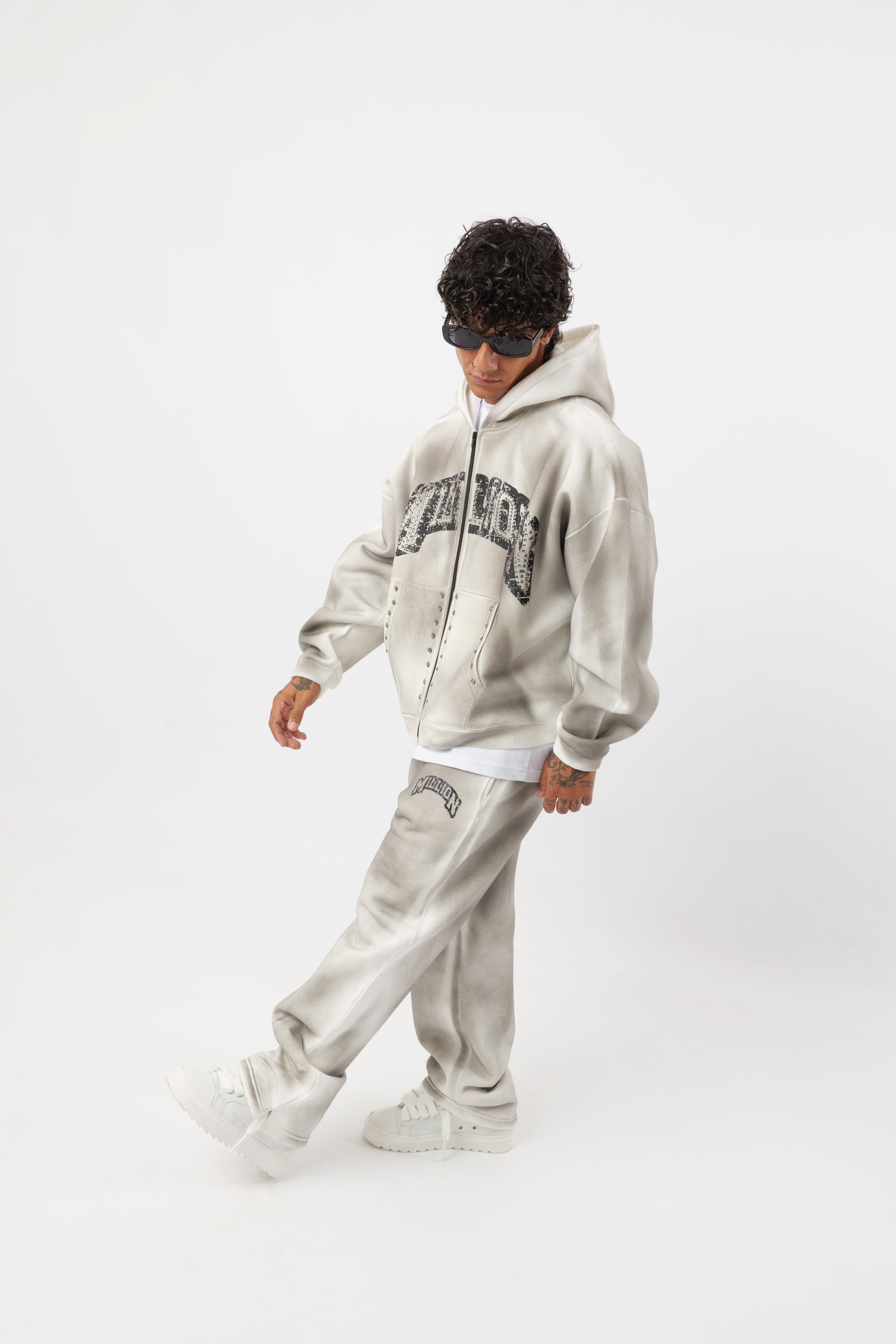 Hoodie ‘Archive’ Preto