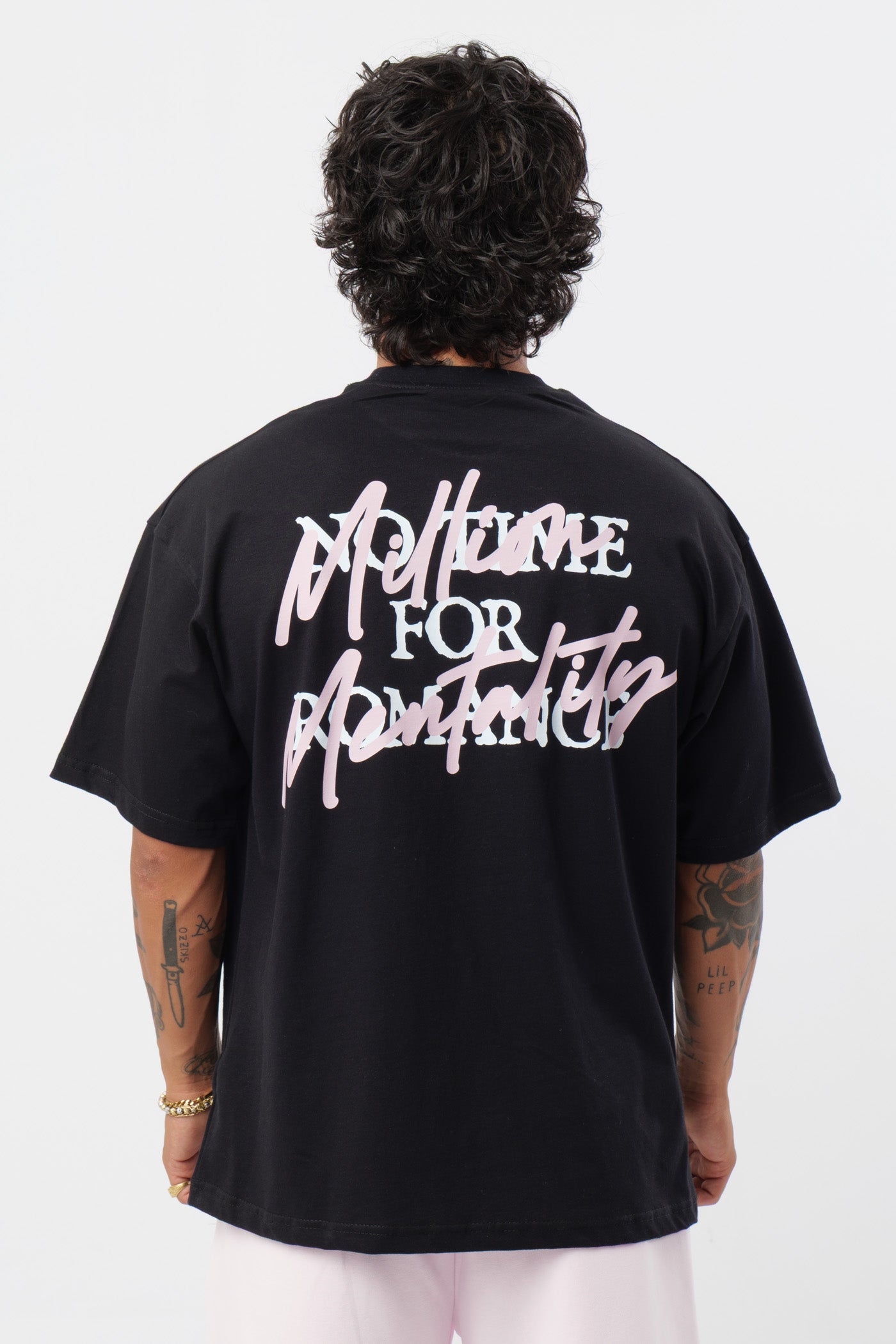 T-Shirt Romance Preta