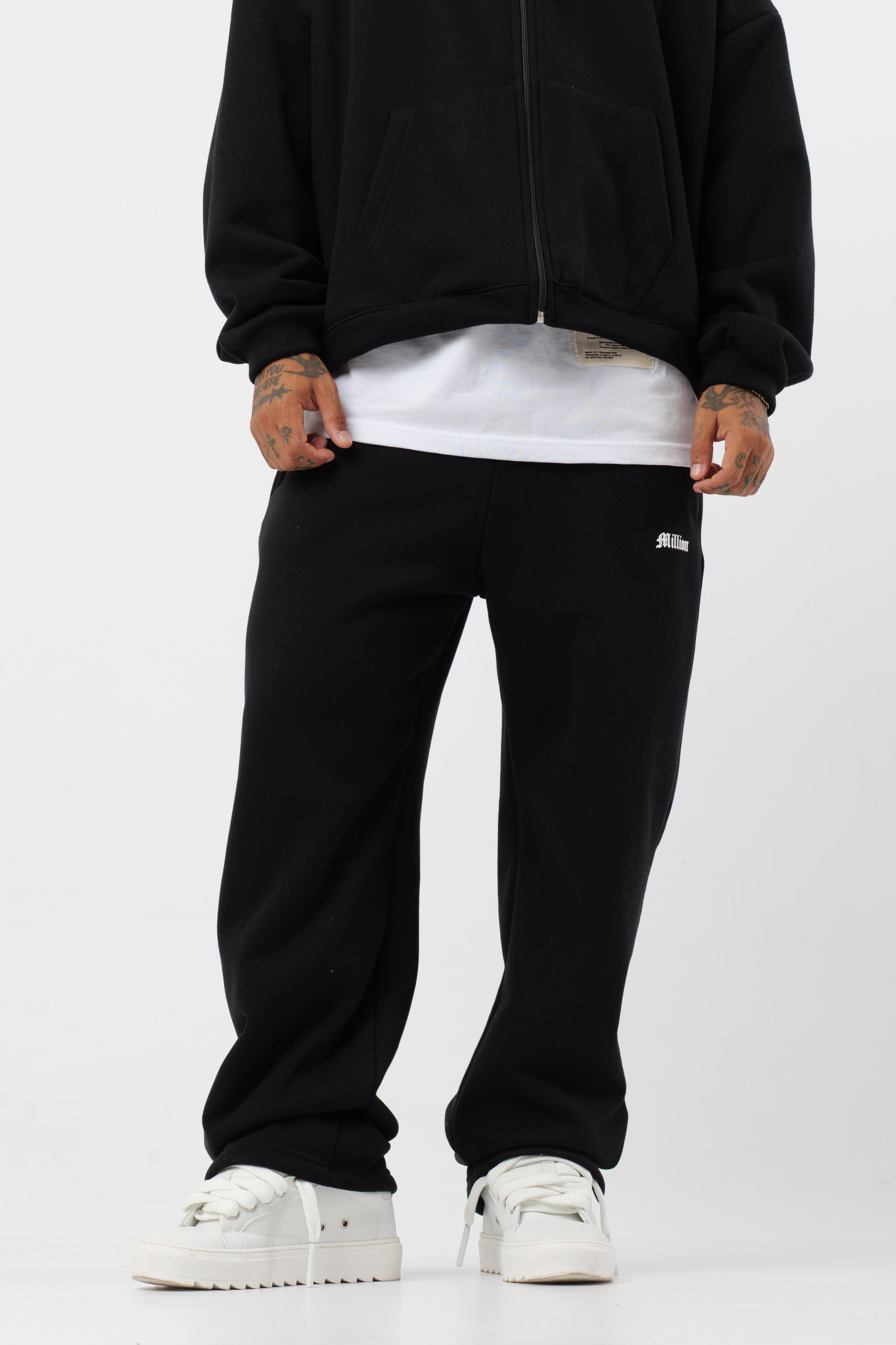 Hoodie ‘Archive’ Preto