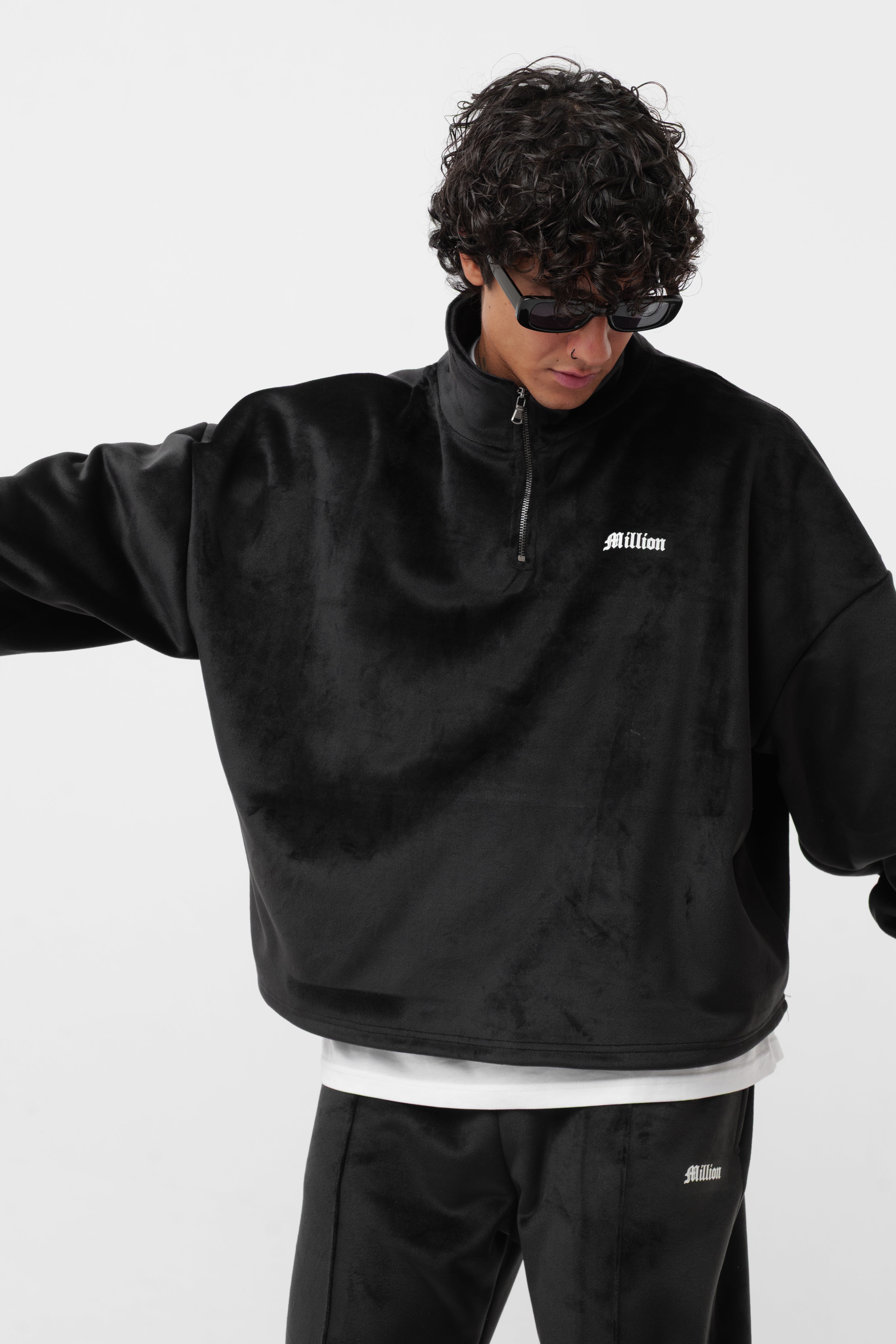 Hoodie ‘Archive’ Preto
