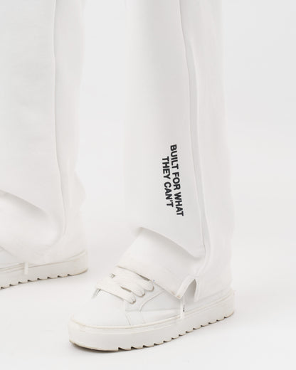 Tracksuit Built Cream